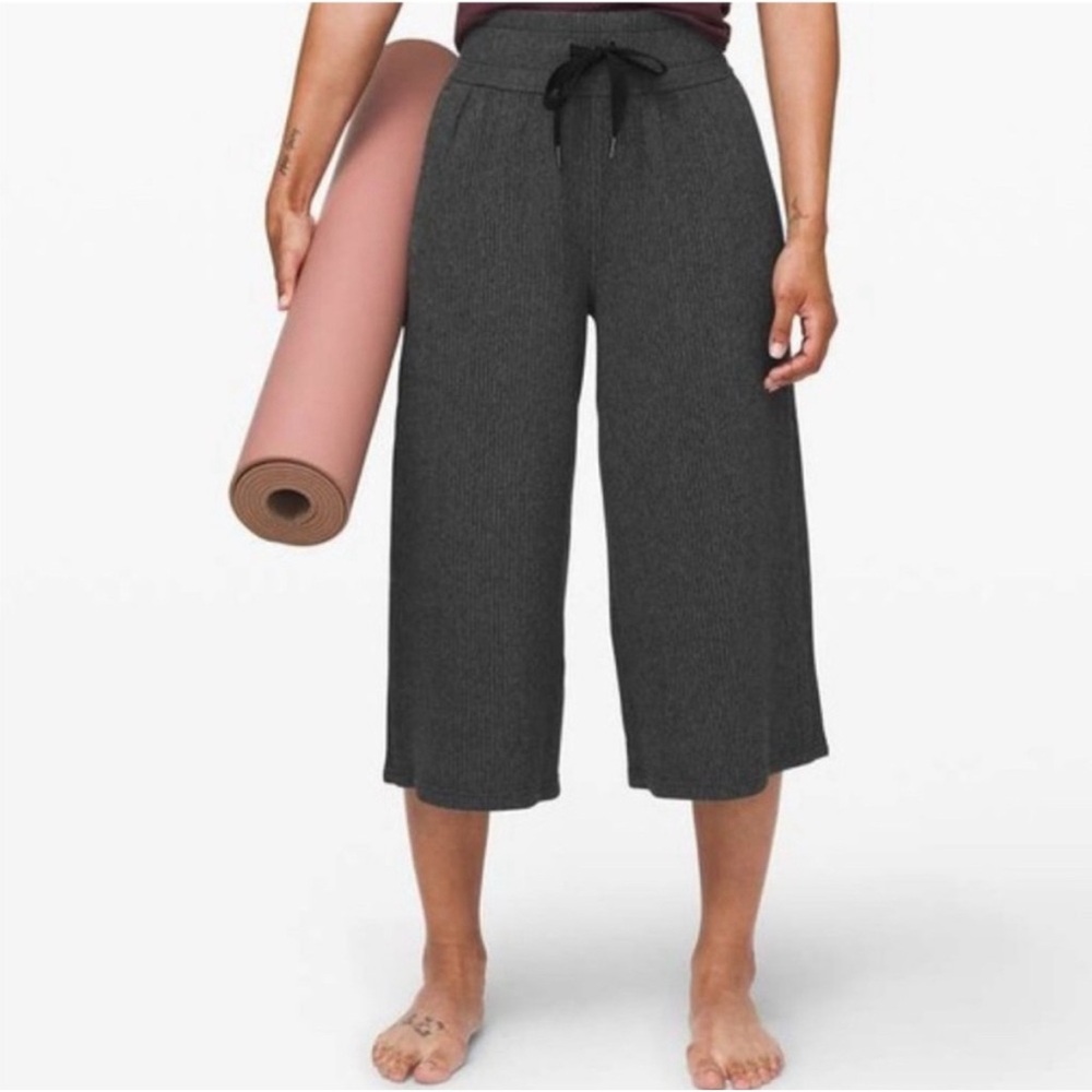 Lululemon Athletica Black Culotte Joggers